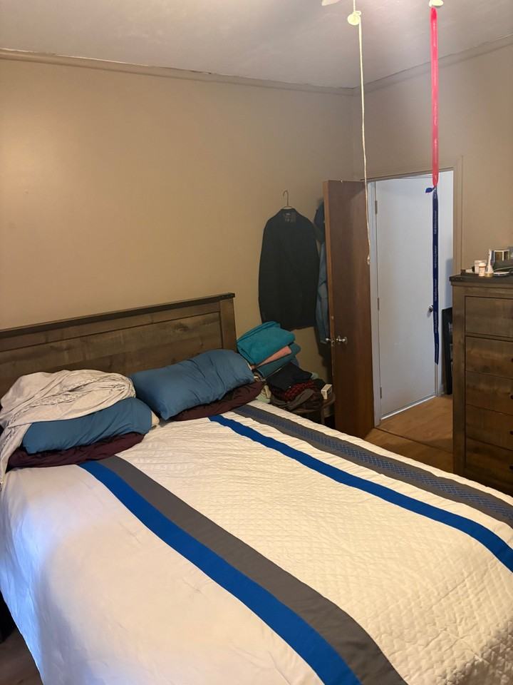 247 Mechanic St #2R - Photo 2 of 12