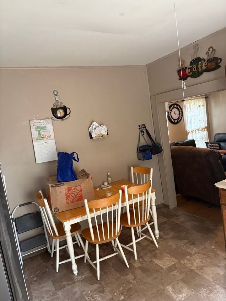 247 Mechanic St #2R - Photo 5 of 6