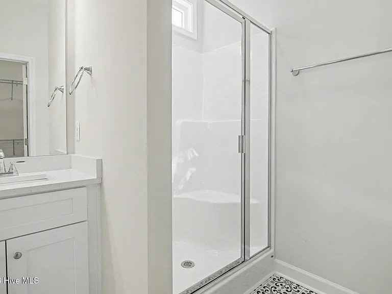 1709 Elizabeth Dr - Photo 5 of 9