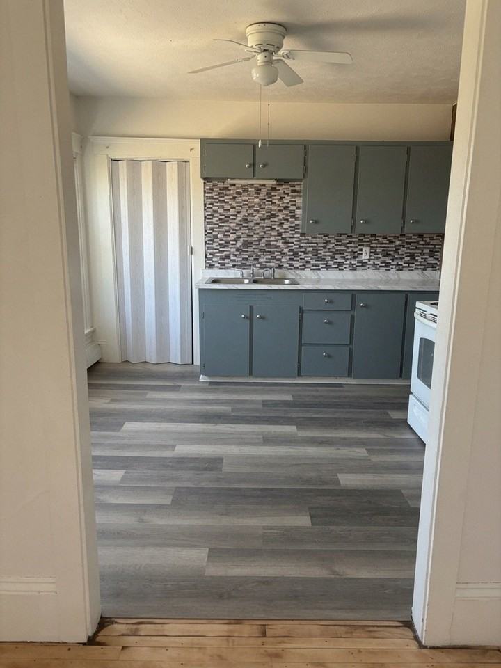 152 Main St #3 - Photo 2 of 9