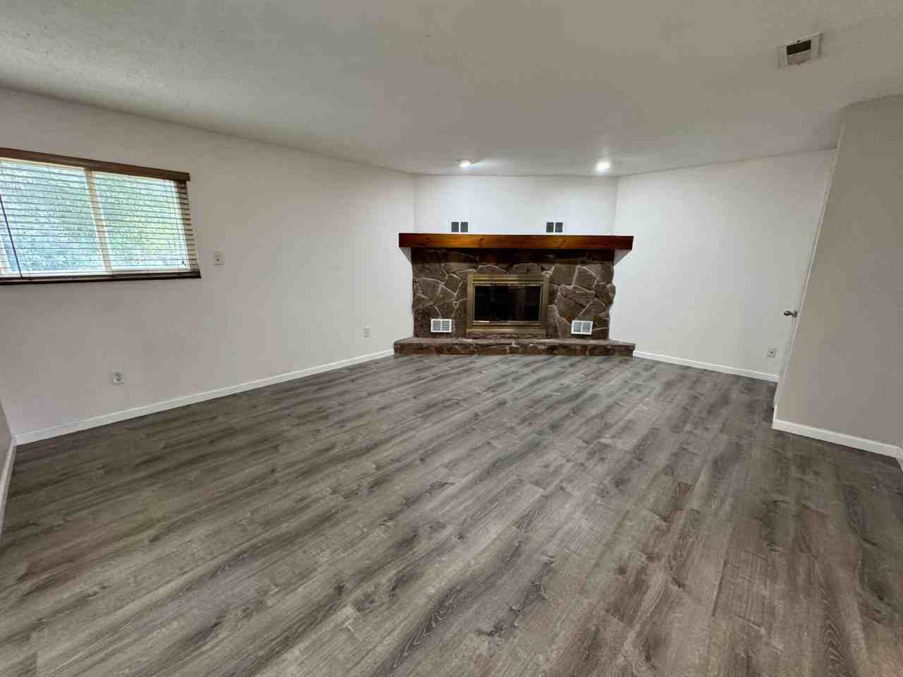 3031 S Flamingo Way - Photo 3 of 28