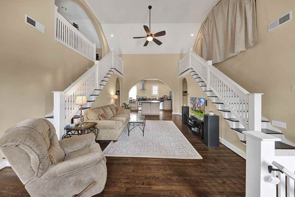 1137 14th St S #B - Photo 6 of 18
