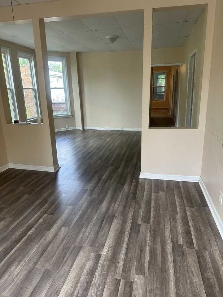 908 Jacob St #1 - Photo 3 of 8