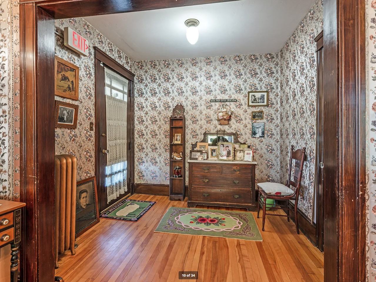 1066 Pleasant St #1 - Photo 4 of 13