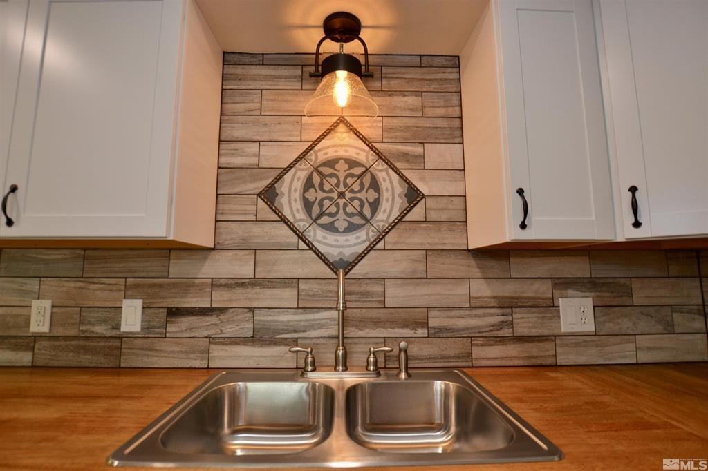 1278 Redwood Cir #3 - Photo 3 of 13