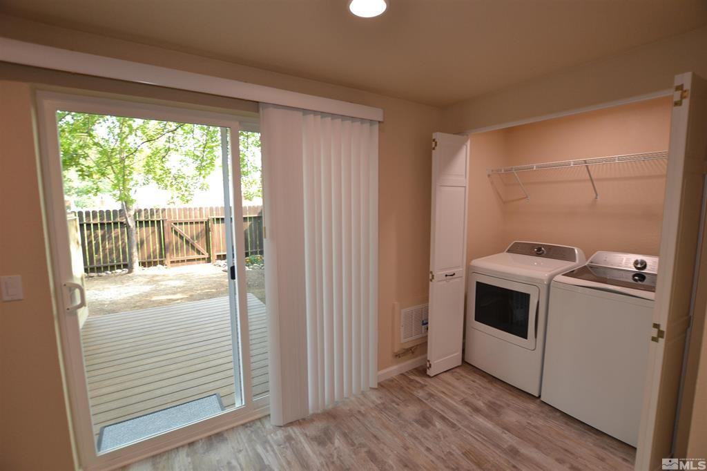 1278 Redwood Cir #3 - Photo 4 of 13