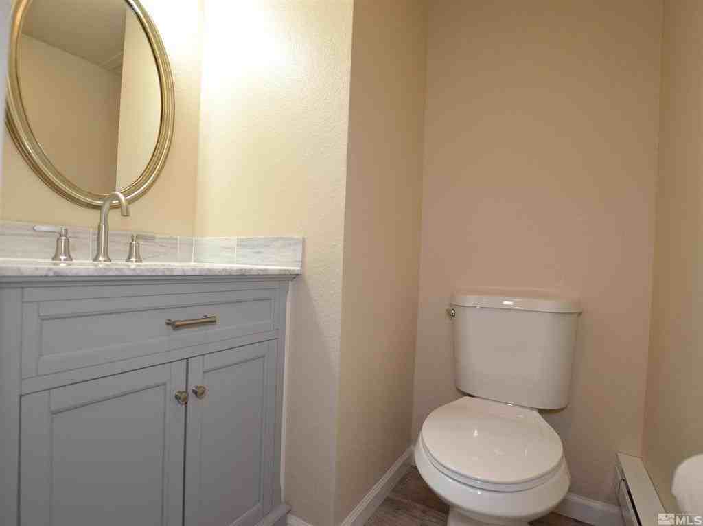 1278 Redwood Cir #3 - Photo 5 of 13