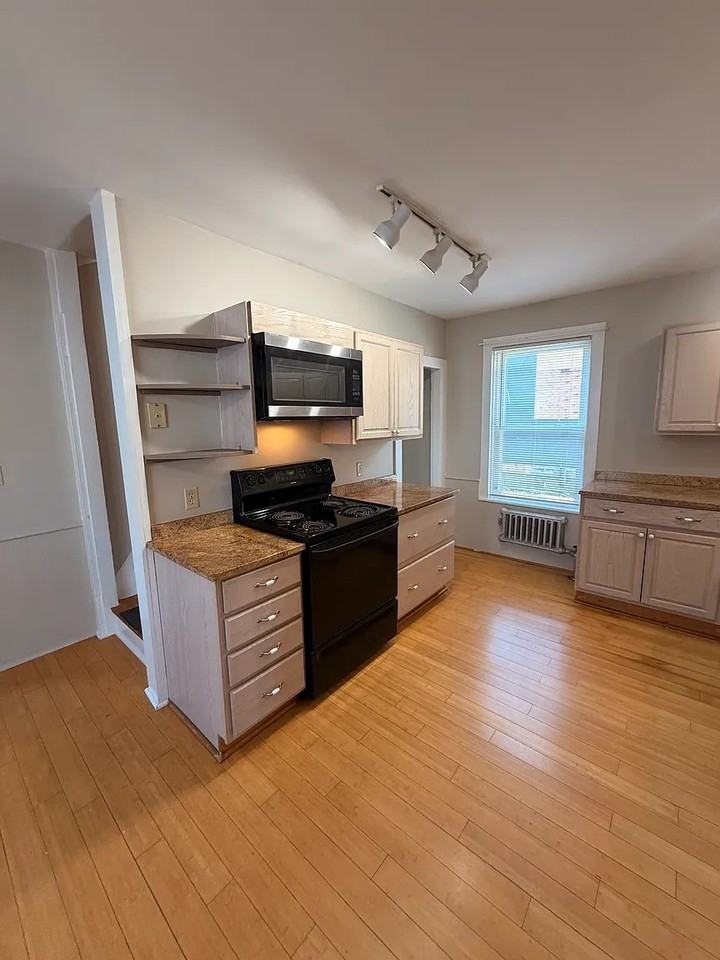 10 Green Ct #NA - Photo 2 of 13