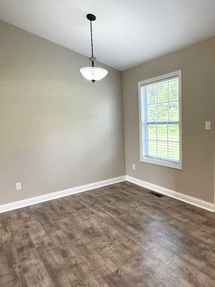 669 Northridge Dr #NA - Photo 4 of 13