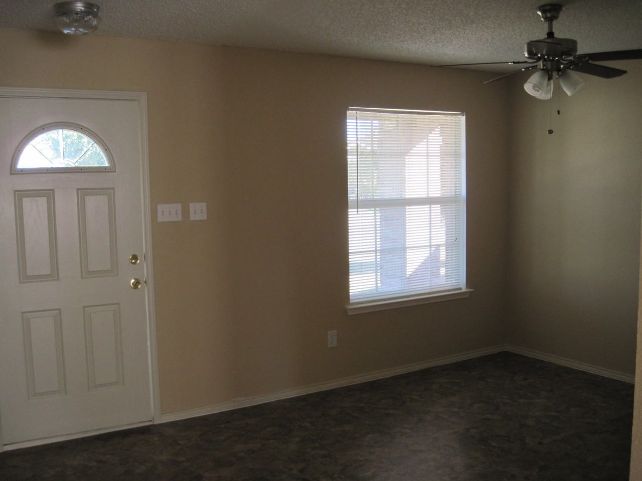 1612 Jewel Ln #NA - Photo 5 of 11