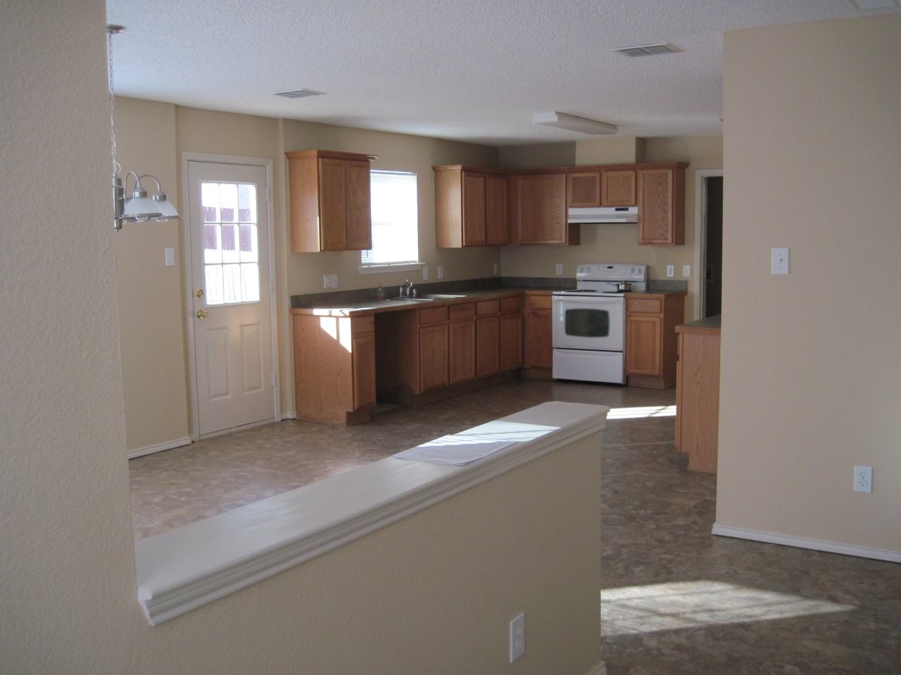 1612 Jewel Ln #NA - Photo 6 of 11