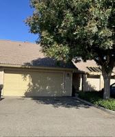 featured image of 425 Acacia St #2
