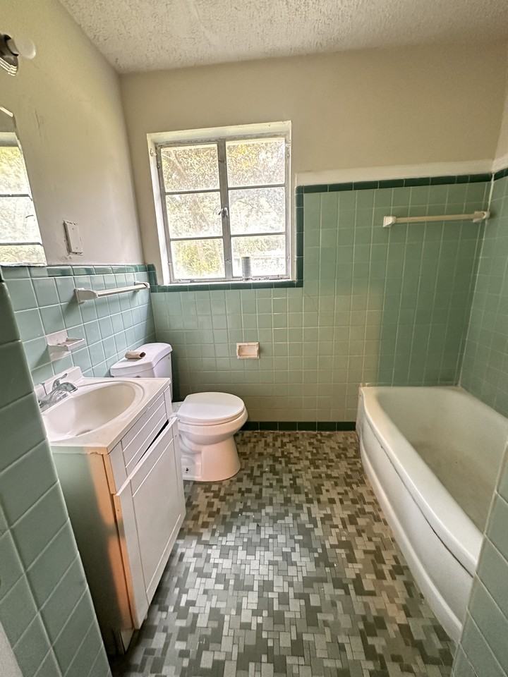 3533 Princeton Rd #NA - Photo 2 of 8
