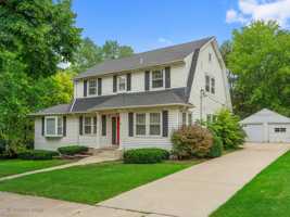featured image of 415 S Vine St #NA