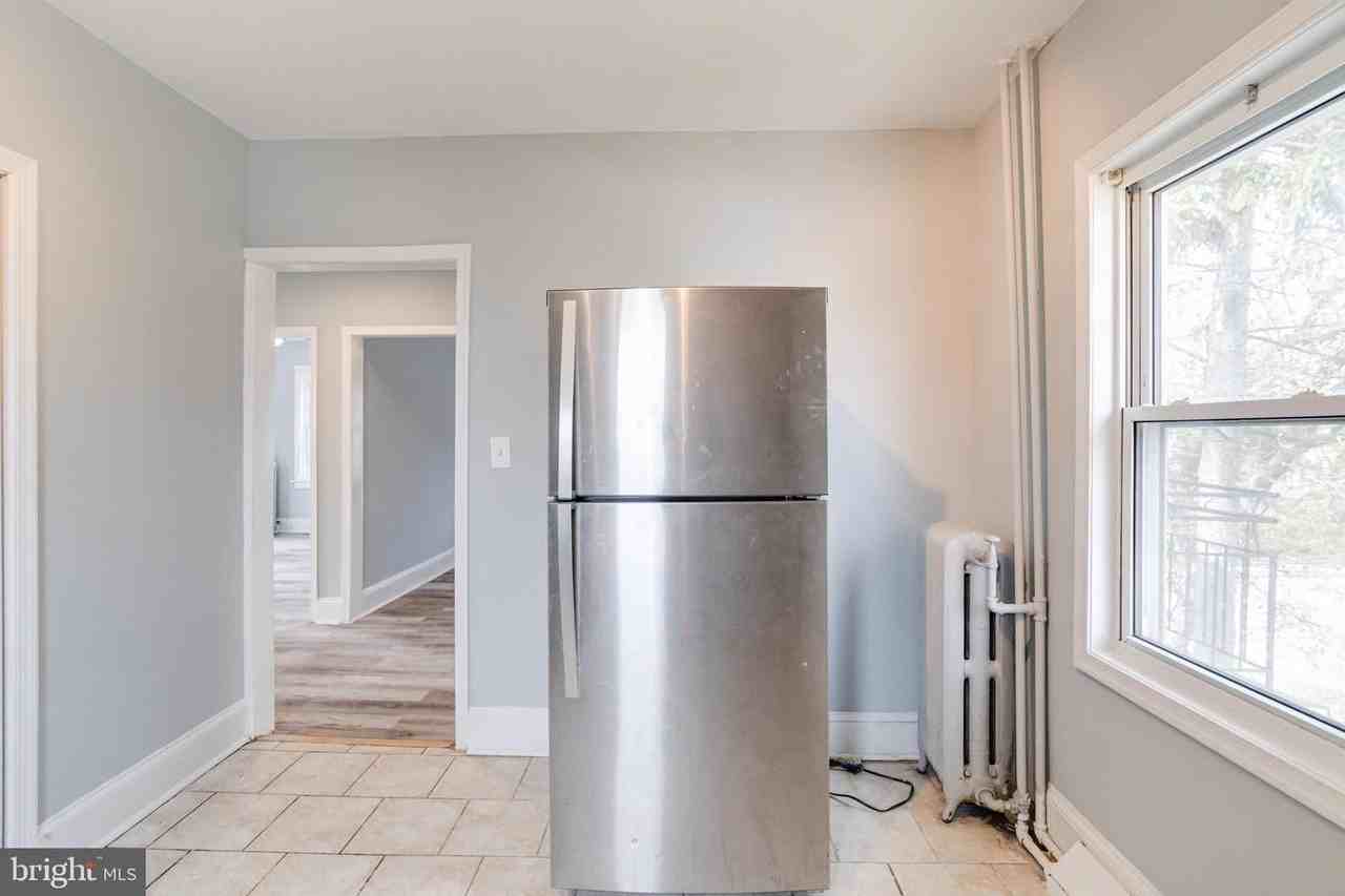 3401 W Rogers Ave #2 - Photo 6 of 17