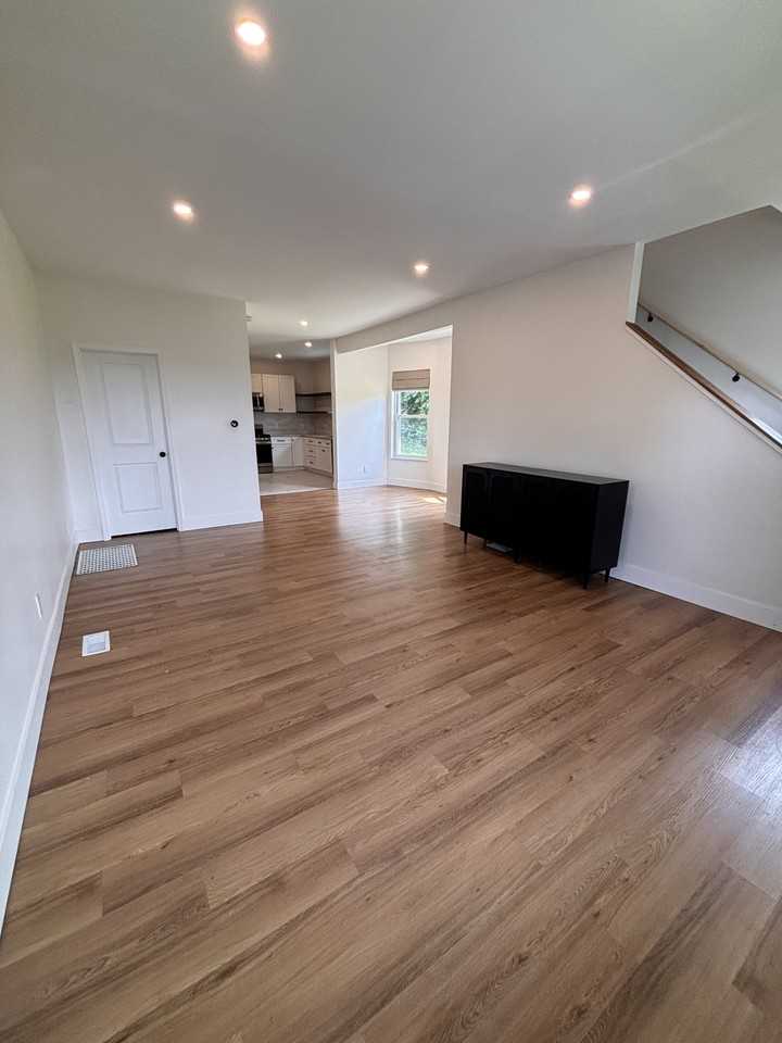3628 Idlewild Ave #NA - Photo 4 of 16