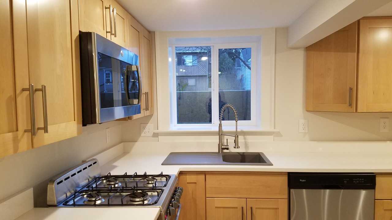 3435 Ne 38th Ave #B - Photo 2 of 17