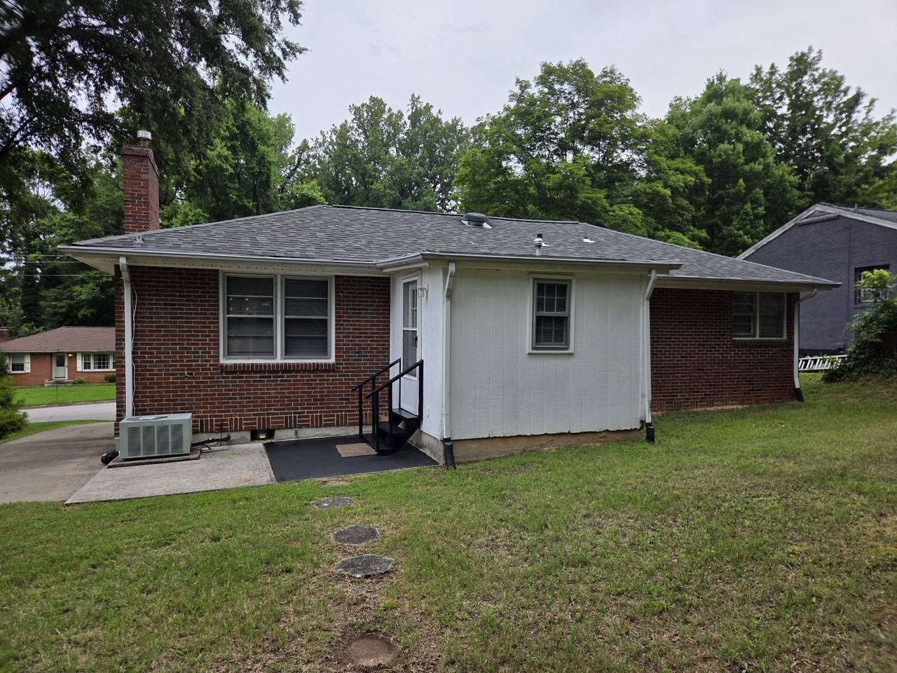 237 Brightwell Ct #NA - Photo 3 of 16