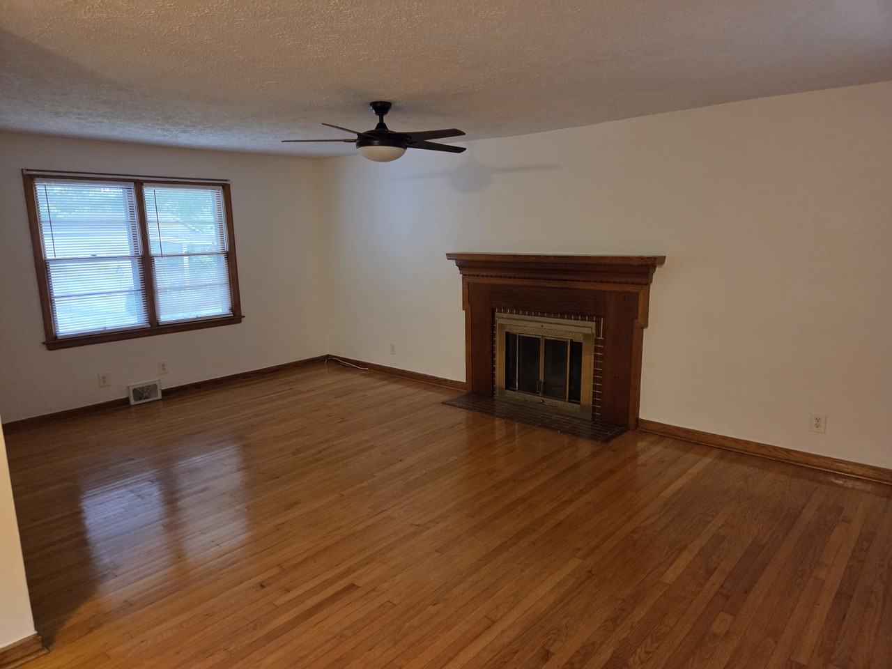 237 Brightwell Ct #NA - Photo 7 of 16