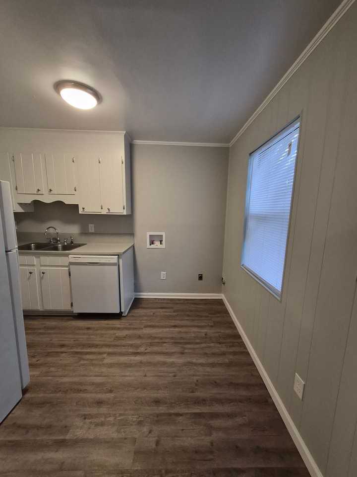 West Meadows - Photo 6 of 31