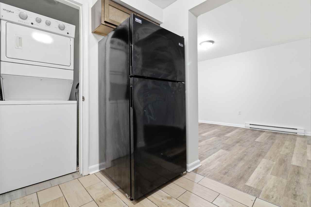 595 Orange St #1 - Photo 5 of 27