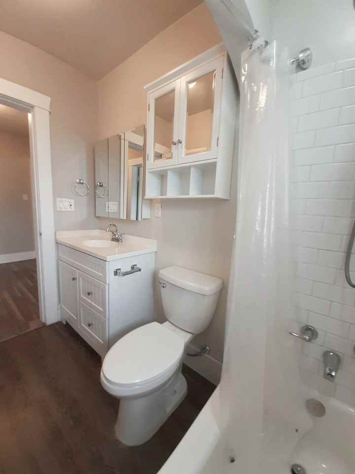 32 N Center St #A - Photo 5 of 21