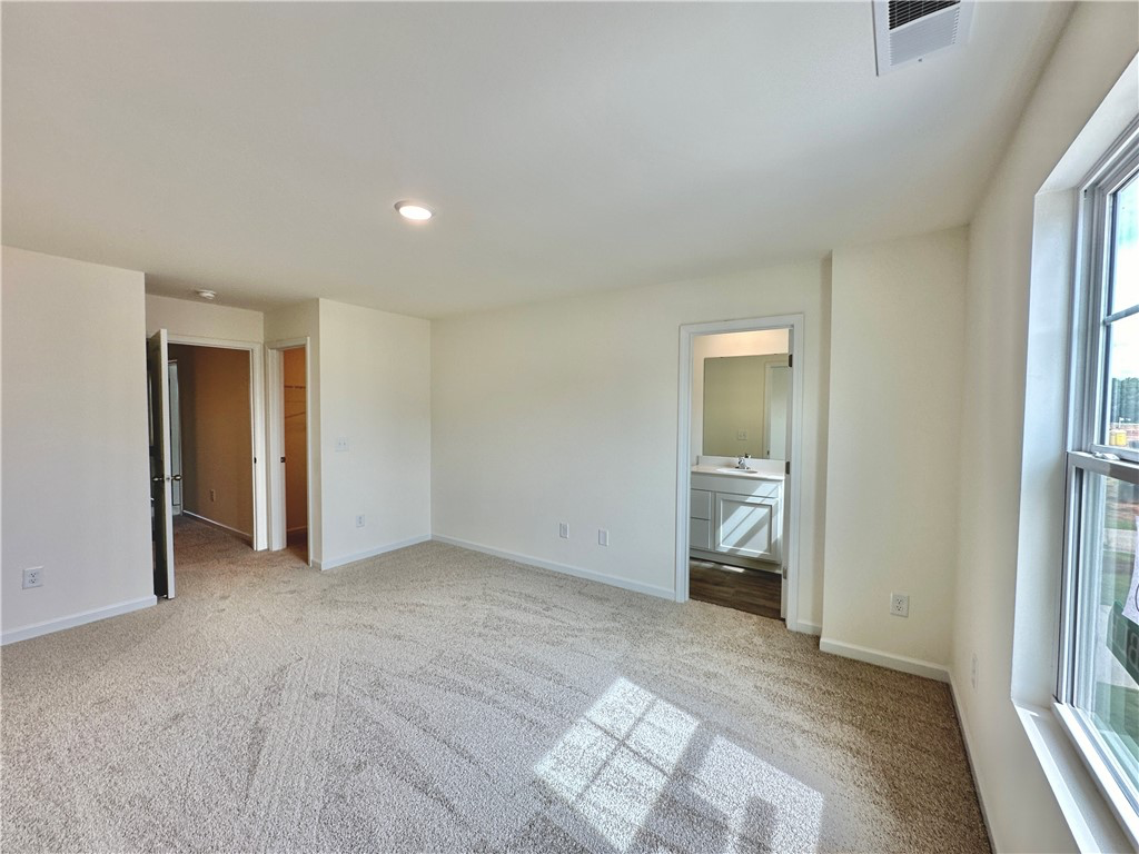467 Seaborn Circle - Photo 3 of 9
