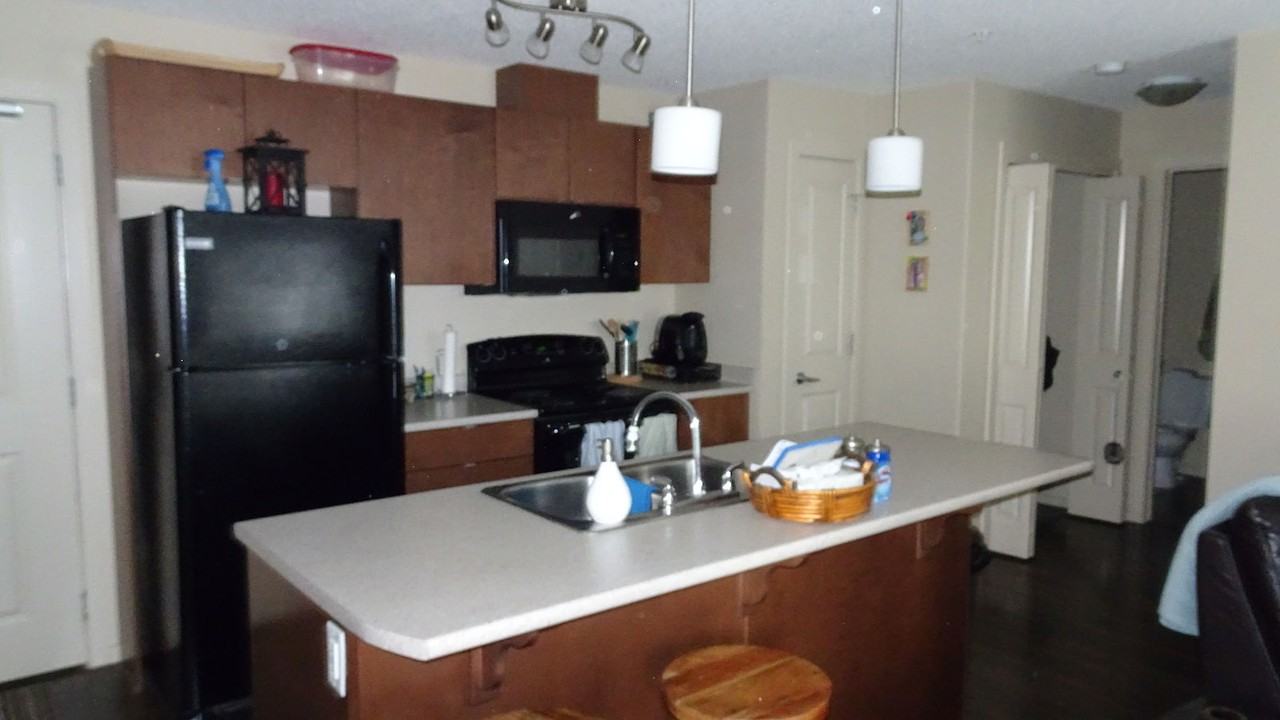 340 Windermere Rd Nw - Photo 3 of 11