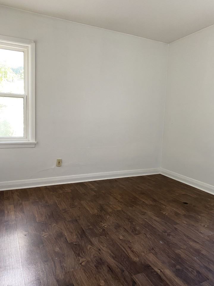 Trent Student Apartments in Peterborough - Photo 3 of 30