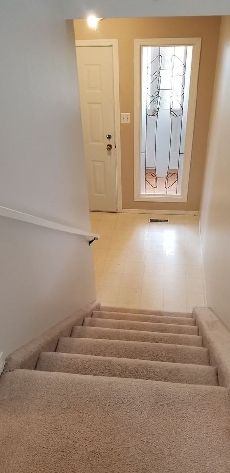 9 Grandview Ridge - Photo 2 of 12