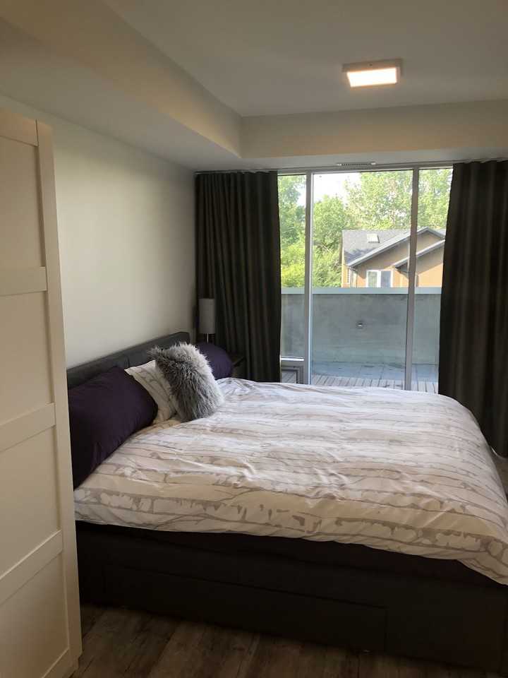 1020 9 Ave Se - Photo 7 of 50