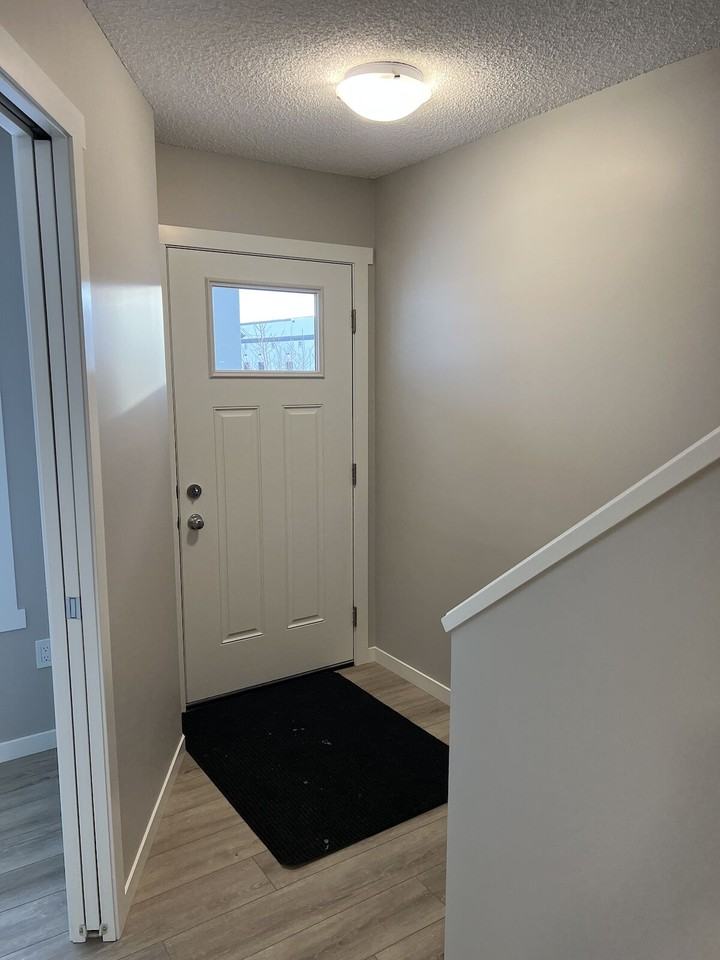 1206 Aster Blvd Nw - Photo 2 of 17