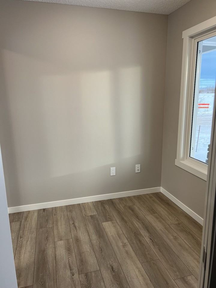 1206 Aster Blvd Nw - Photo 3 of 17