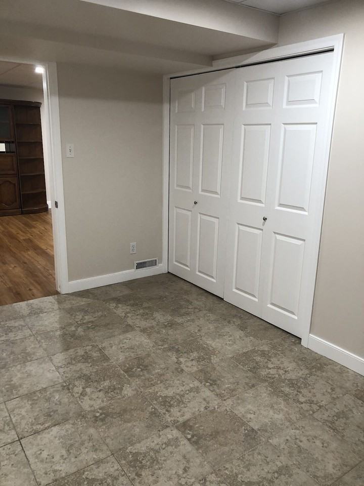 2120 8 Ave Ne - Photo 3 of 9