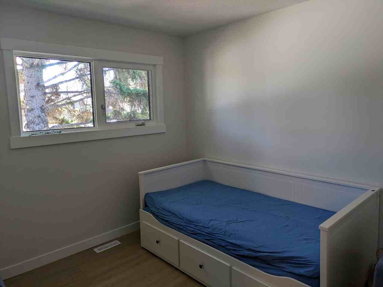 6 Arbour Cres Se - Photo 6 of 13