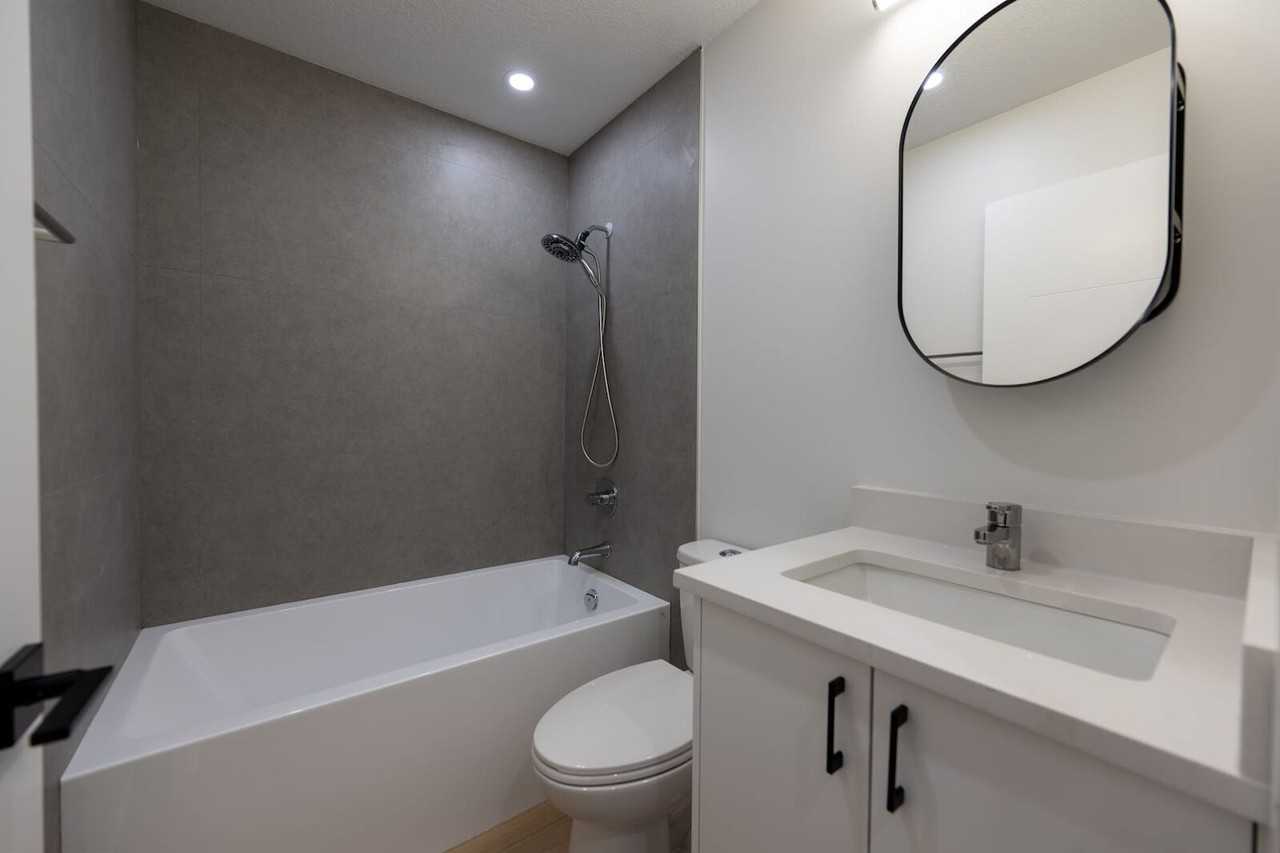 6 Arbour Cres Se - Photo 7 of 13