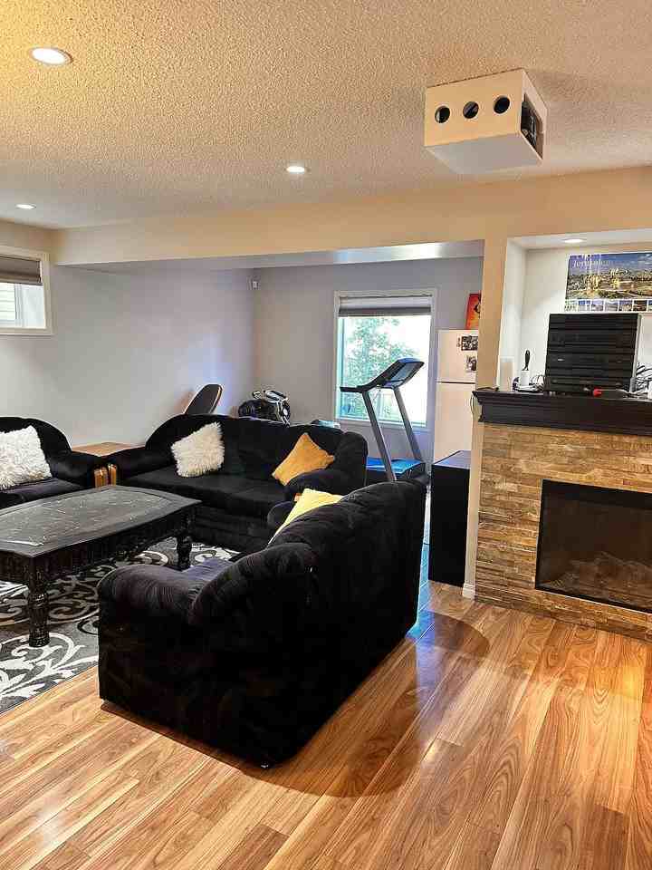 435 Hidden Creek Blvd Nw - Photo 3 of 10