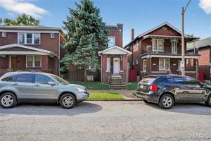featured image of 3676 Montana St