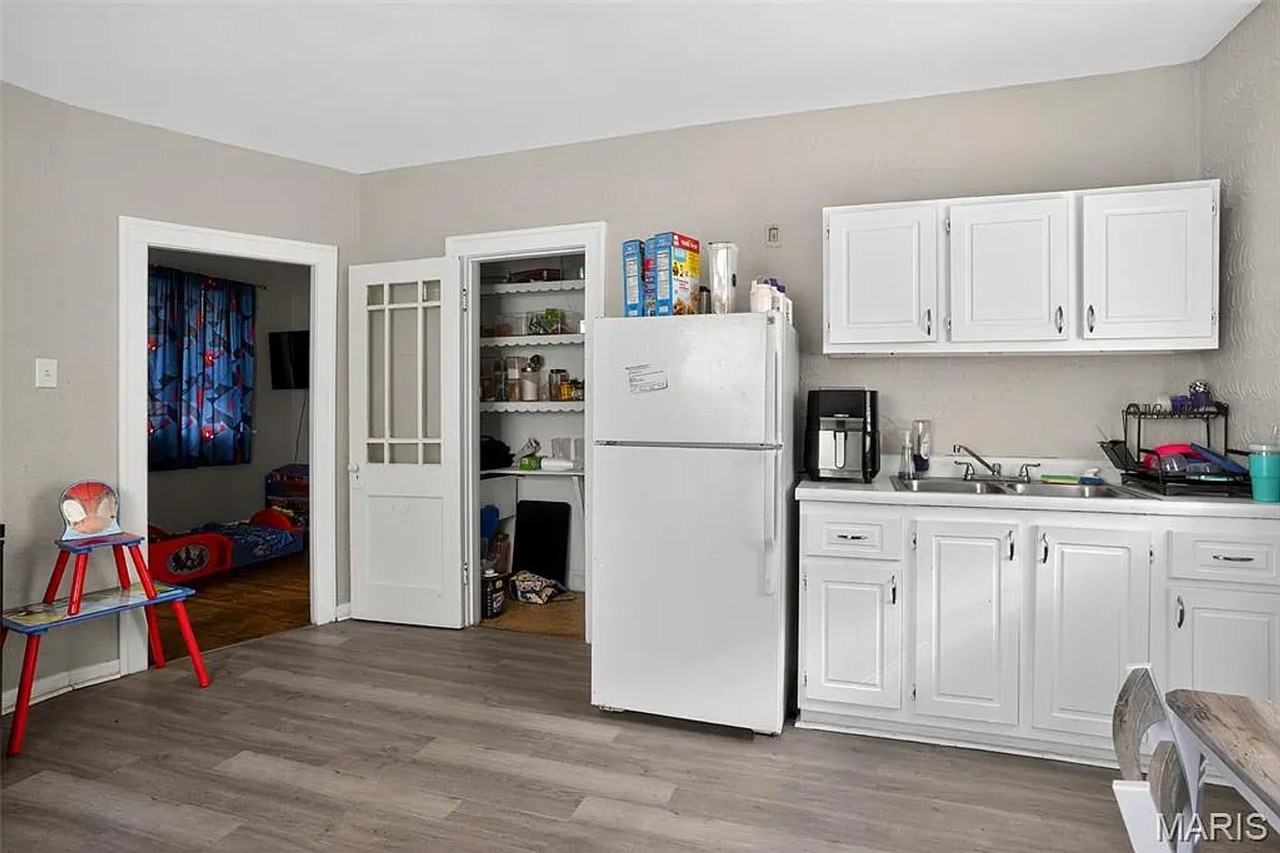 3676 Montana St - Photo 3 of 18