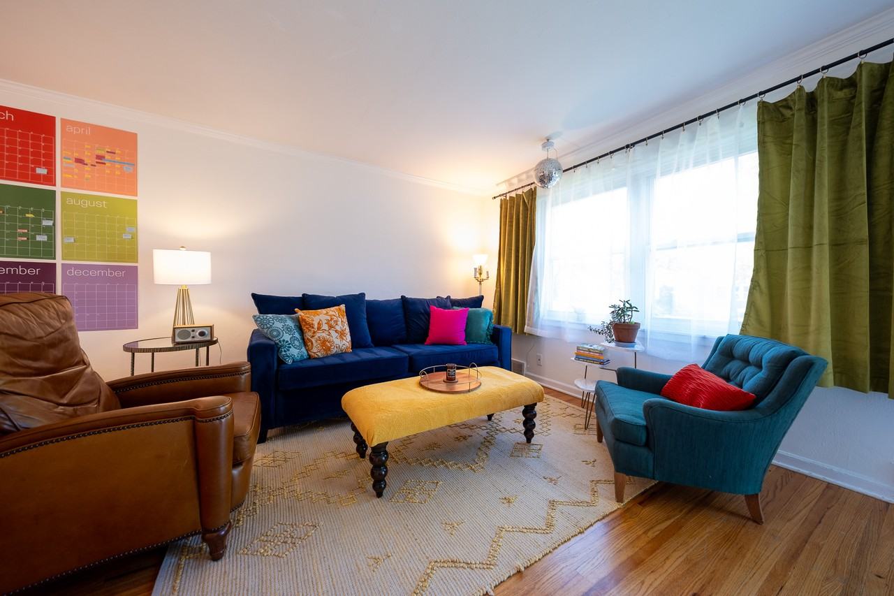 2050 Montreal Ave #1 - Photo 6 of 24