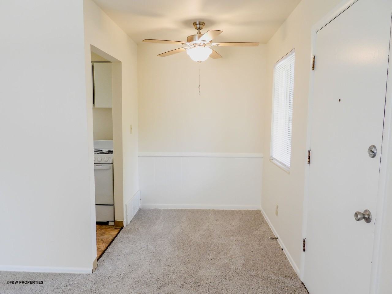 47 Auburn Avenue — Franklin Park / Olde Towne East Apartments, Columbus, OH - Photo 3 of 15