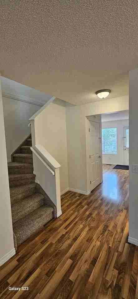 114 Royal Birch Villas Nw - Photo 4 of 8