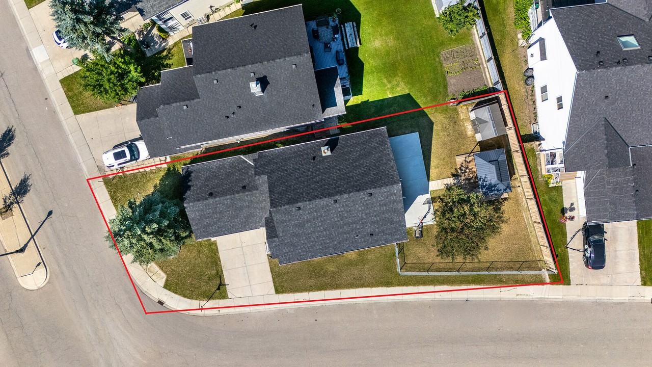 28 Coral Reef Link Ne - Photo 5 of 39