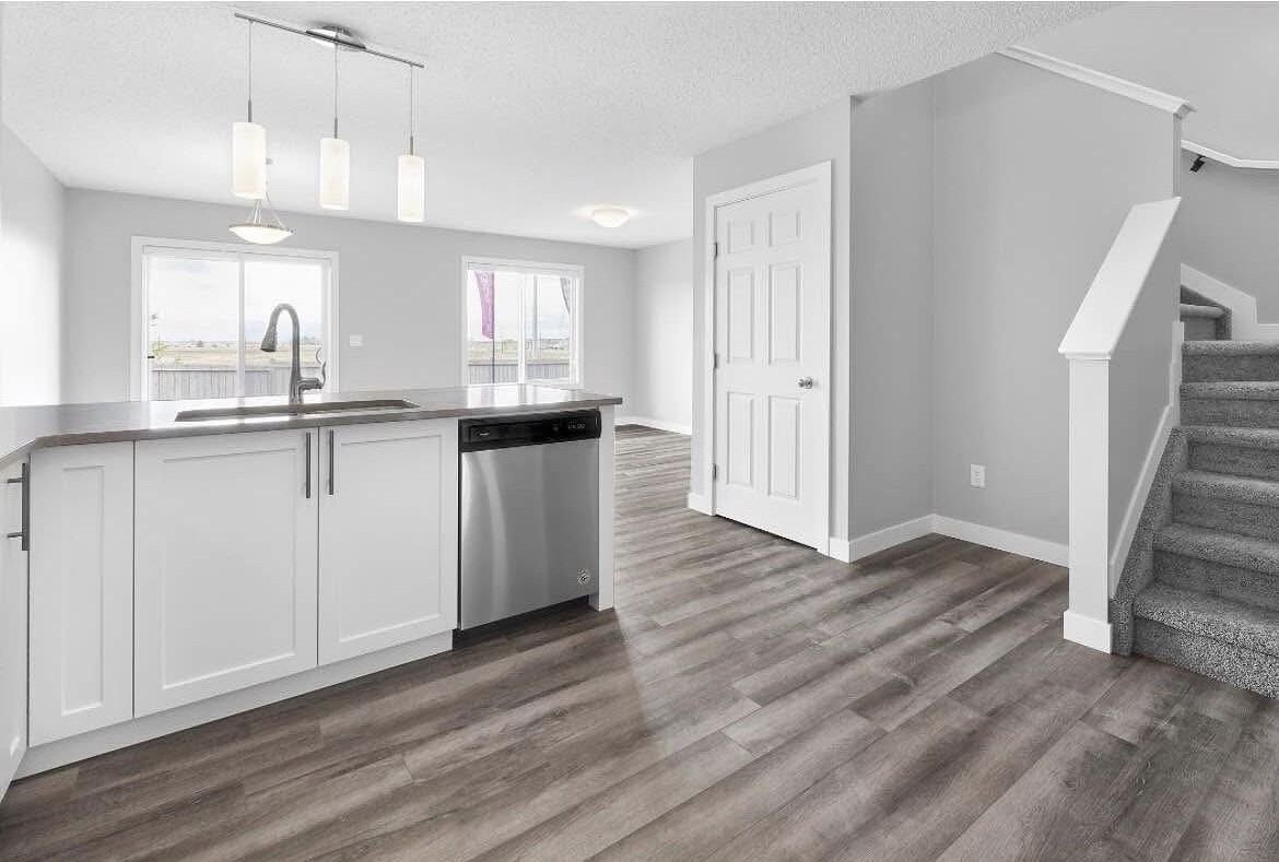 722 Berg Loop - Photo 3 of 14