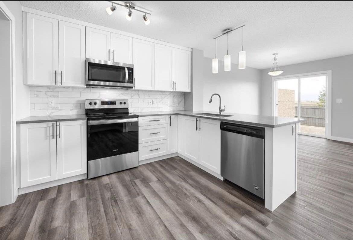 722 Berg Loop - Photo 4 of 14