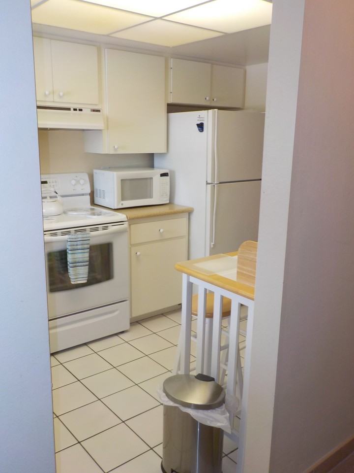 521 Parkdale Mews #218VID - Photo 4 of 11