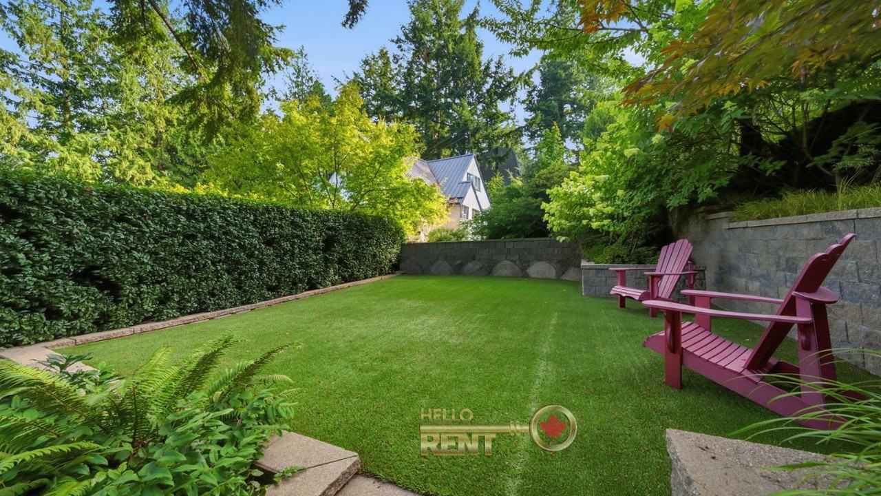 6510 Madrona Crescent - Photo 5 of 25