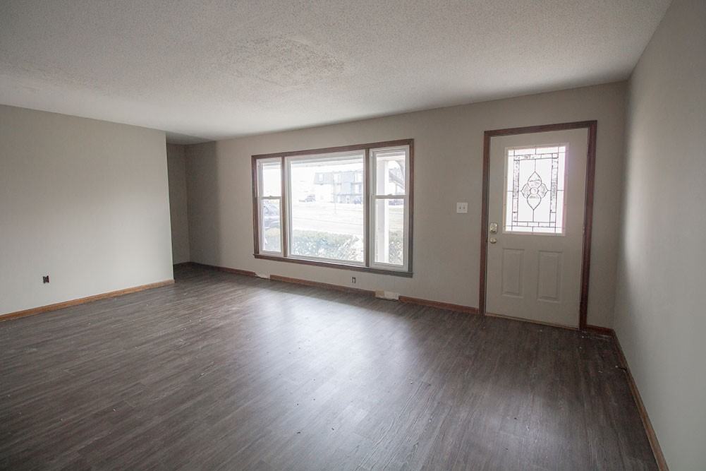 213 E El Cortez Dr #1 - Photo 2 of 28