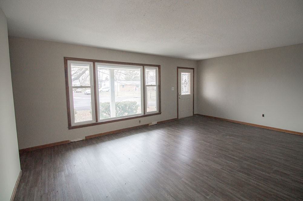 213 E El Cortez Dr #1 - Photo 5 of 28