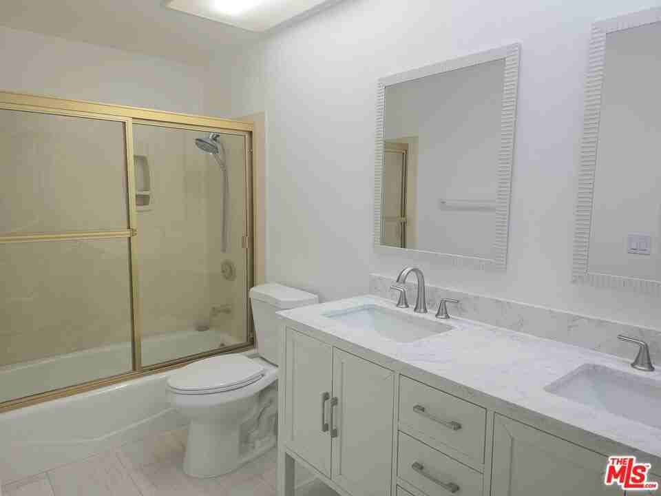 19512 Kilfinan St - Photo 3 of 8